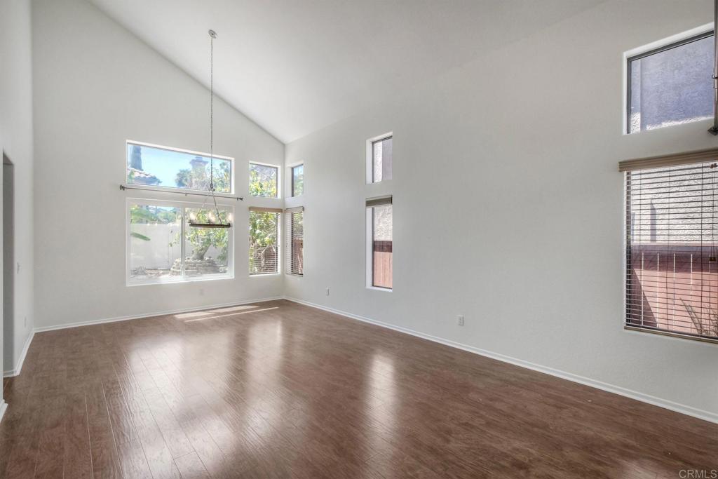 4511 Corte Azul Oceanside, CA 92056 - Photo 3 of 36