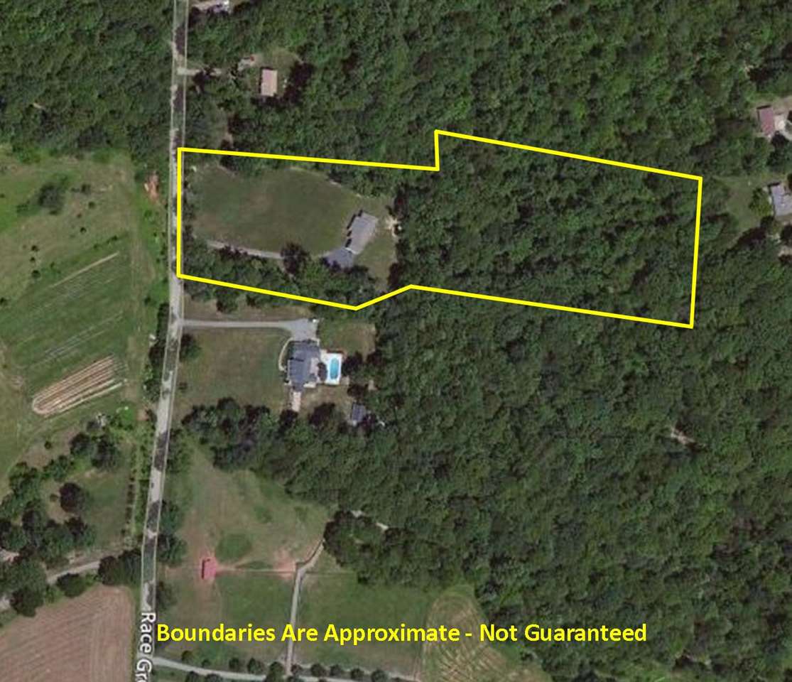 894 Race Ground Road Rochelle, VA 22738 - Photo 19 of 19 a view of a tennis court