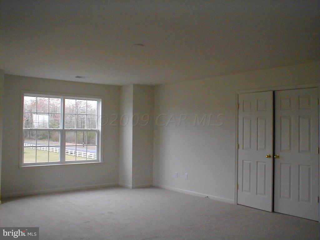 9111 Morgan's Ridge Delmar, MD 21875 - Photo 6 of 7 an empty room with a window