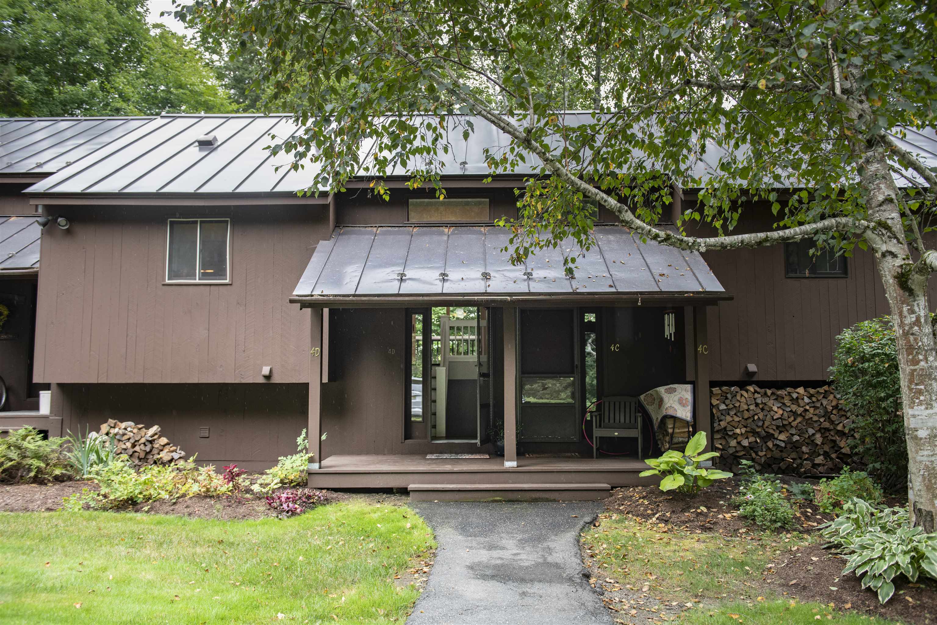 253 Old Quechee Road, Unit D Hartford, VT 05059 - Photo 1 of 20 Gallery Image 1