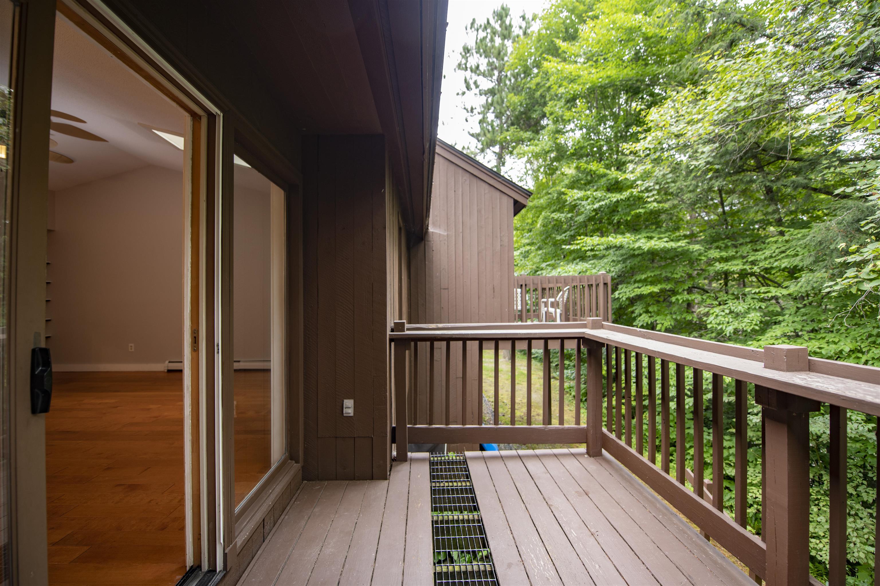 253 Old Quechee Road, Unit D Hartford, VT 05059 - Photo 11 of 20 Gallery Image 11