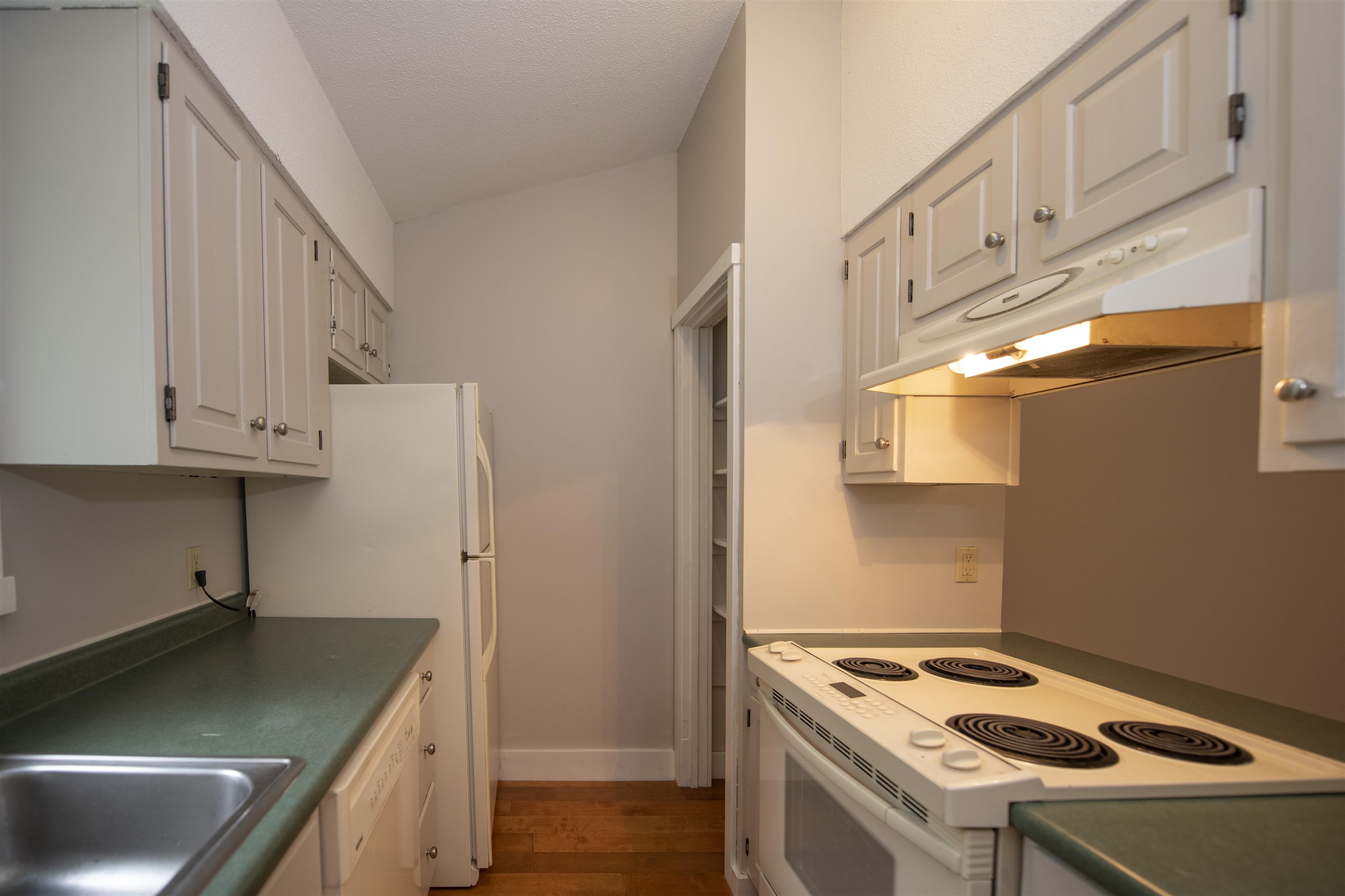 253 Old Quechee Road, Unit D Hartford, VT 05059 - Photo 7 of 20 Gallery Image 7