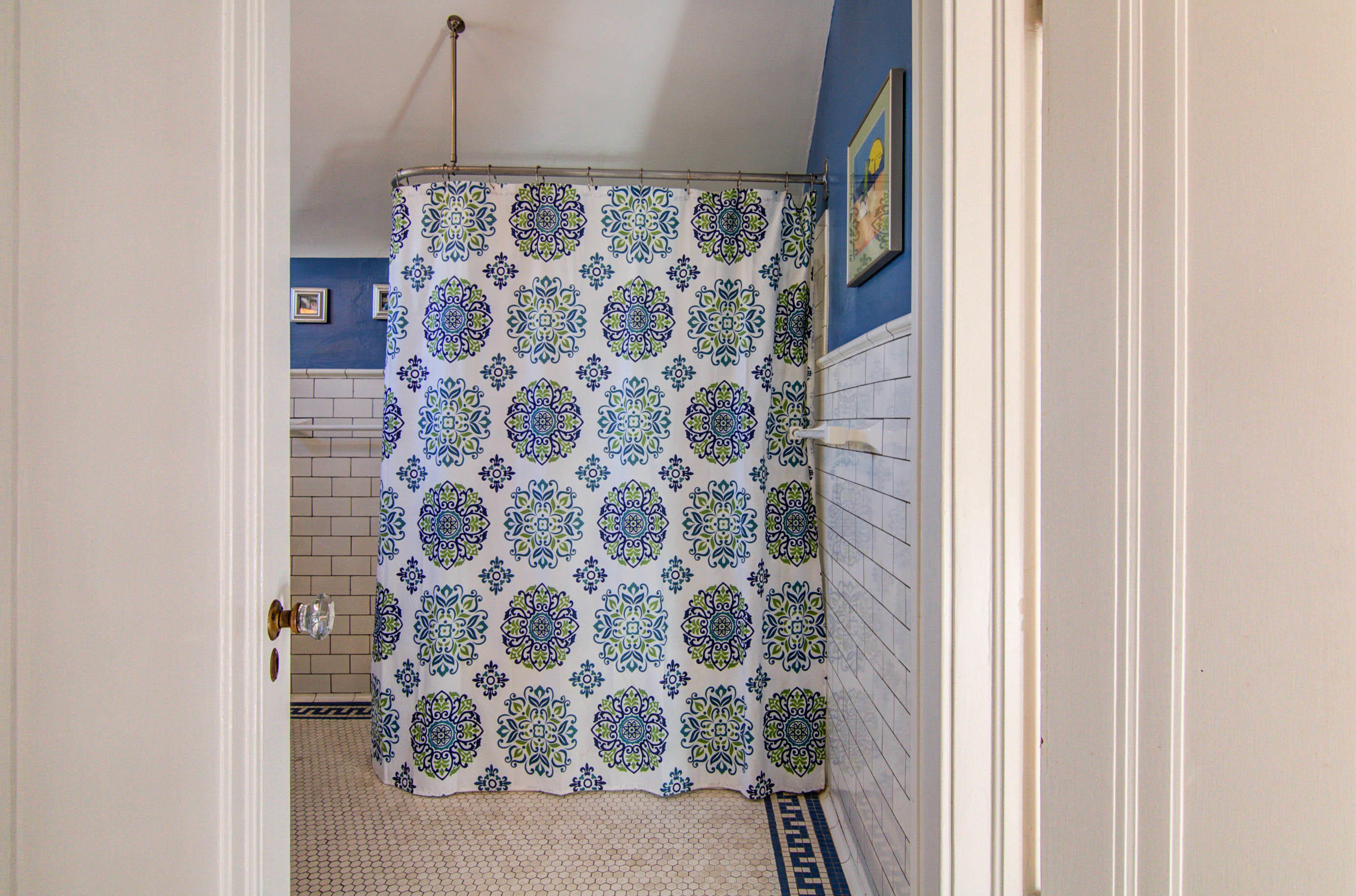 1831 Arlington Road Southwest Roanoke, VA 24015 - Photo 20 of 33 IMG_5466_67_68_69_70