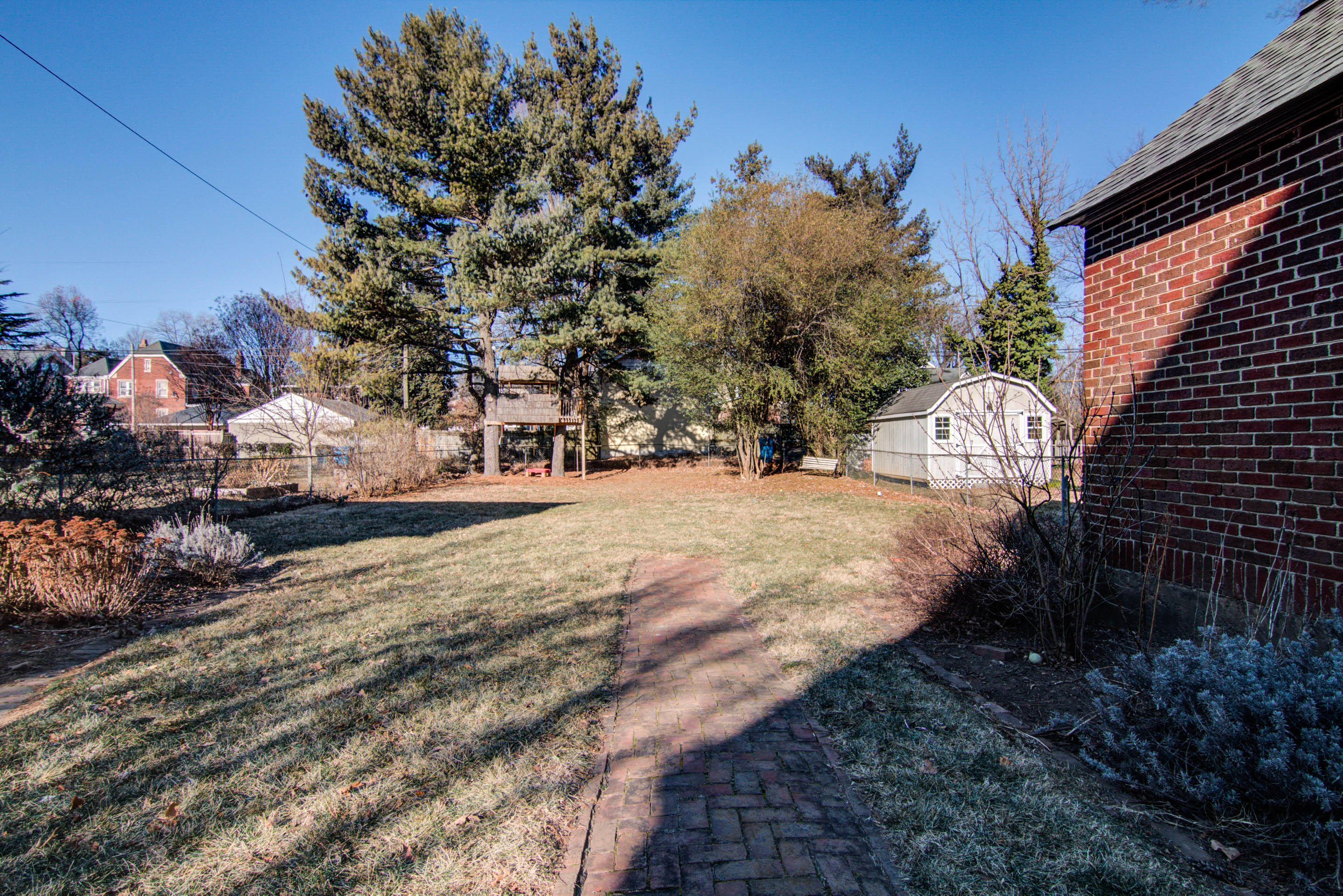 1831 Arlington Road Southwest Roanoke, VA 24015 - Photo 31 of 33 IMG_5556_57_58_59_60