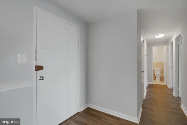 $2,500 | 4600 Duke Street, Unit 1613, Alexandria, VA 22304