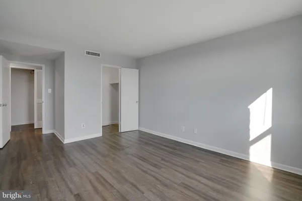 $2,500 | 4600 Duke Street, Unit 1613, Alexandria, VA 22304