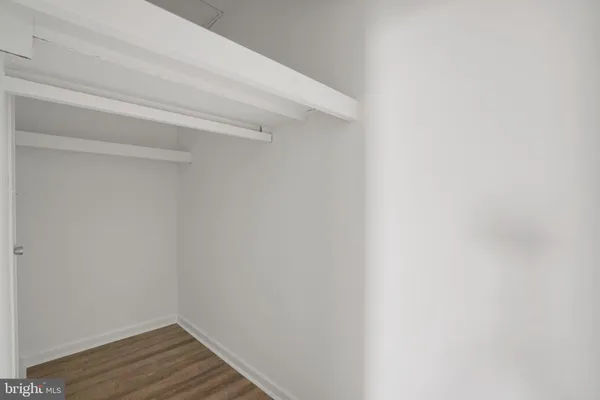 $2,500 | 4600 Duke Street, Unit 1613, Alexandria, VA 22304