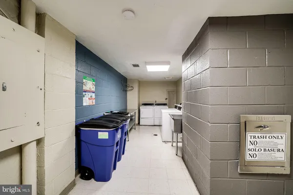 $2,500 | 4600 Duke Street, Unit 1613, Alexandria, VA 22304