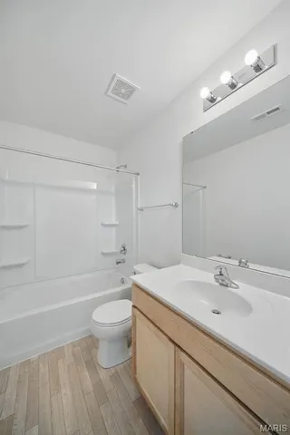 $282,500 | 706 Courtshire Crossing, Truesdale, MO 63380