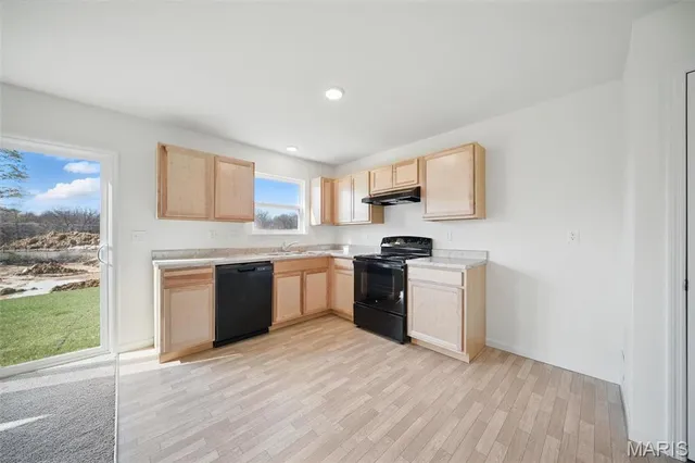 $282,500 | 706 Courtshire Crossing, Truesdale, MO 63380