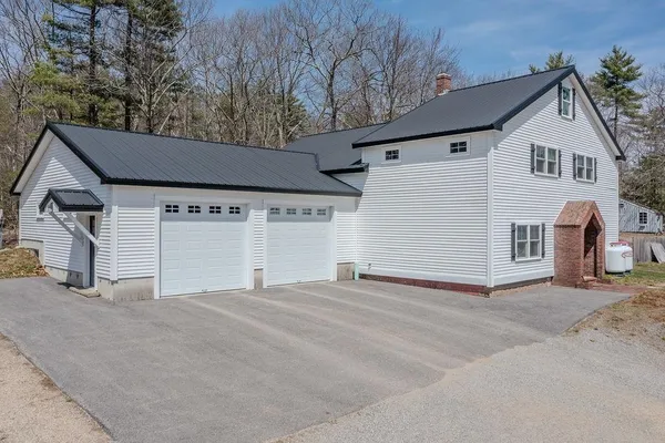 $1,300,000 | 468 Mountain Avenue, Northwood, NH 03261
