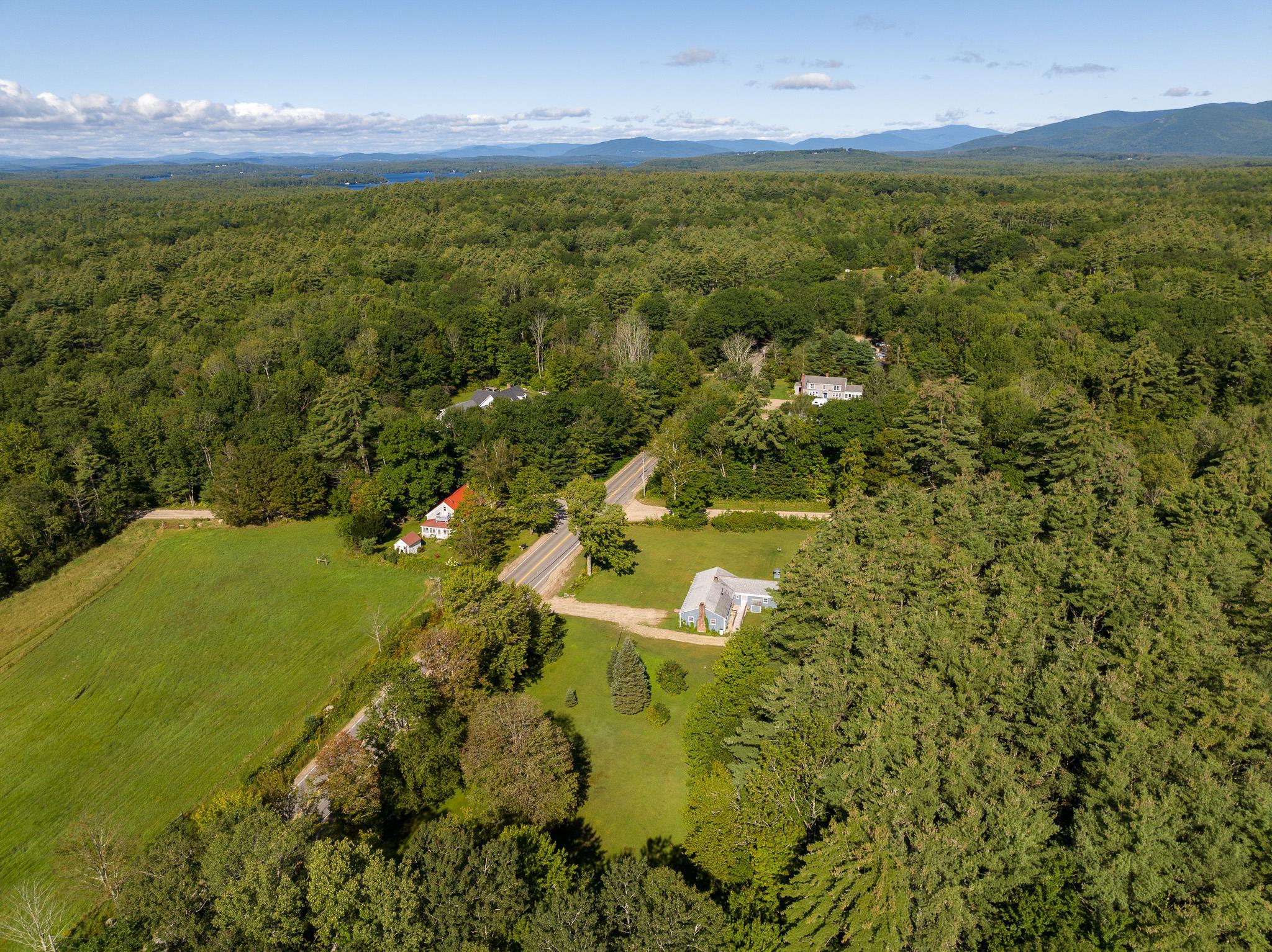 79 Middle Road Tuftonboro, NH 03816 - Photo 24 of 33 Gallery Image 24