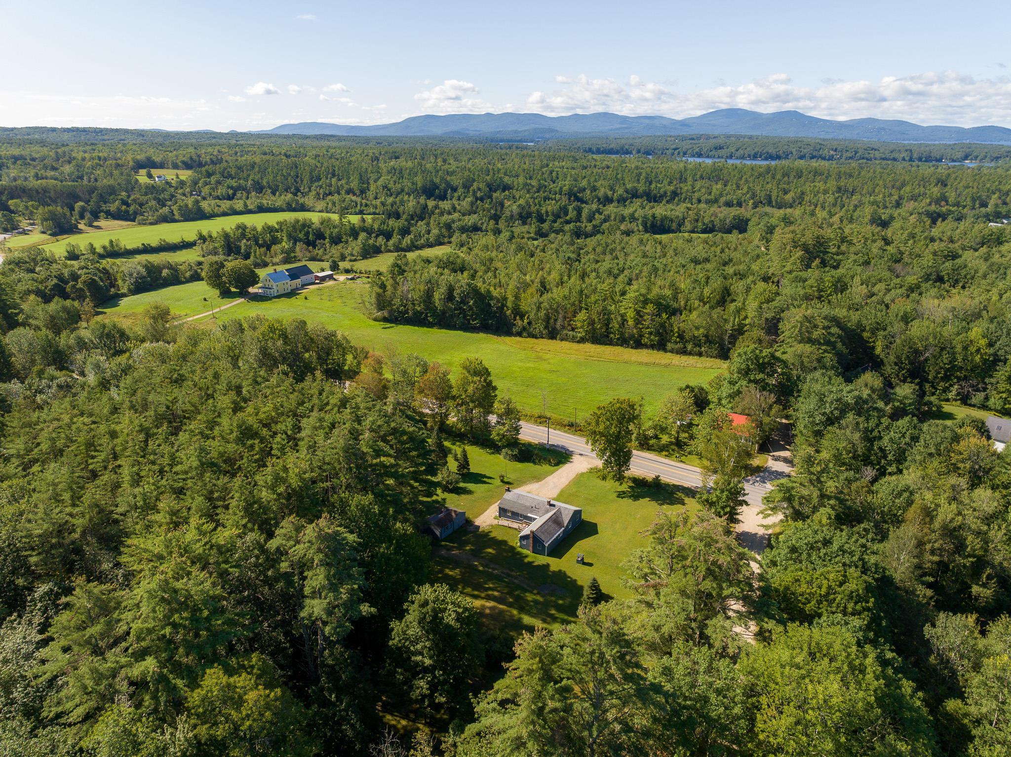 79 Middle Road Tuftonboro, NH 03816 - Photo 26 of 33 Gallery Image 26