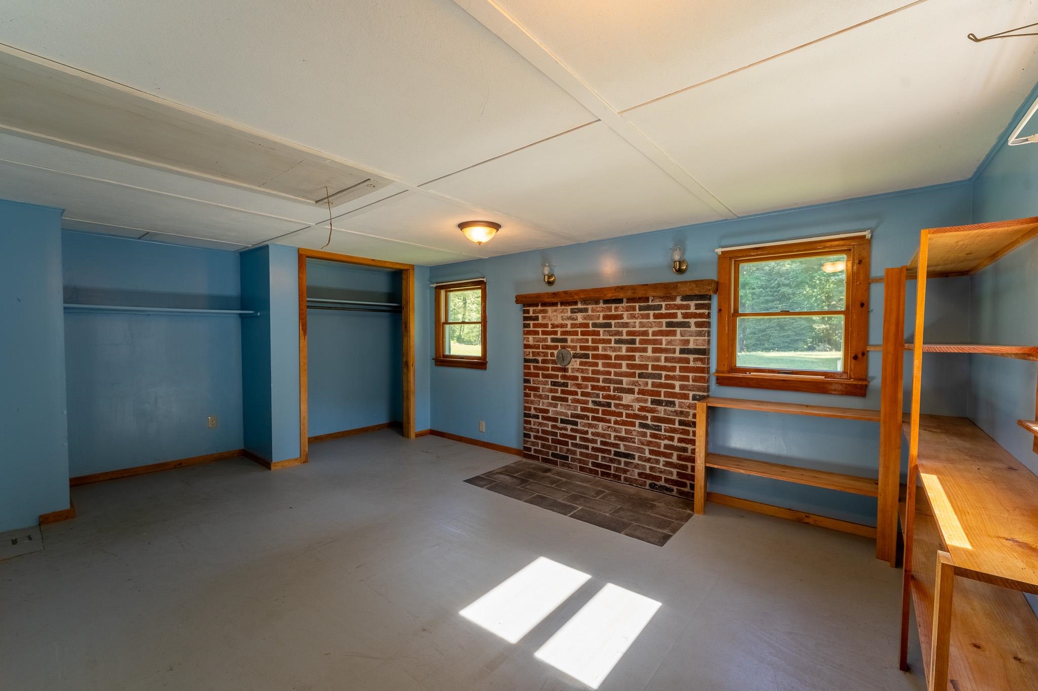 79 Middle Road Tuftonboro, NH 03816 - Photo 9 of 33 Gallery Image 9