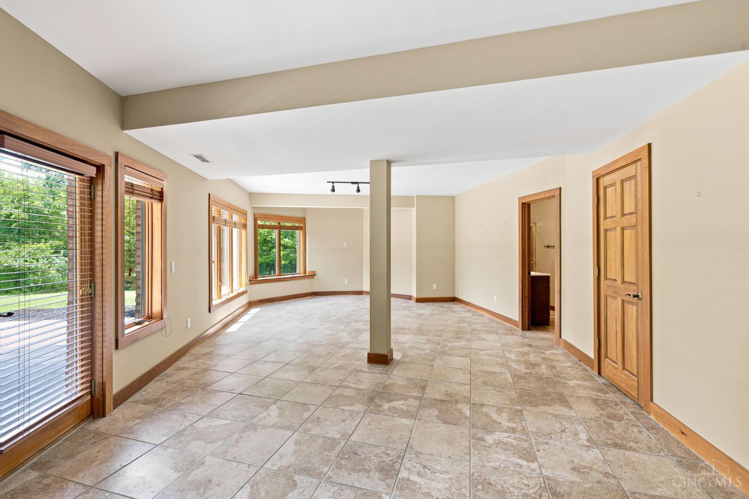 656 8 Mile Road Cincinnati, OH 45255 - Photo 65 of 99