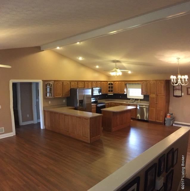 4825 Old State Road Brandenburg, KY 40108 - Photo 4 of 17 IMG_3503