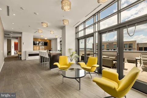 $479,000 | 460 New York Avenue Northwest, Unit 701, Washington, DC 20001