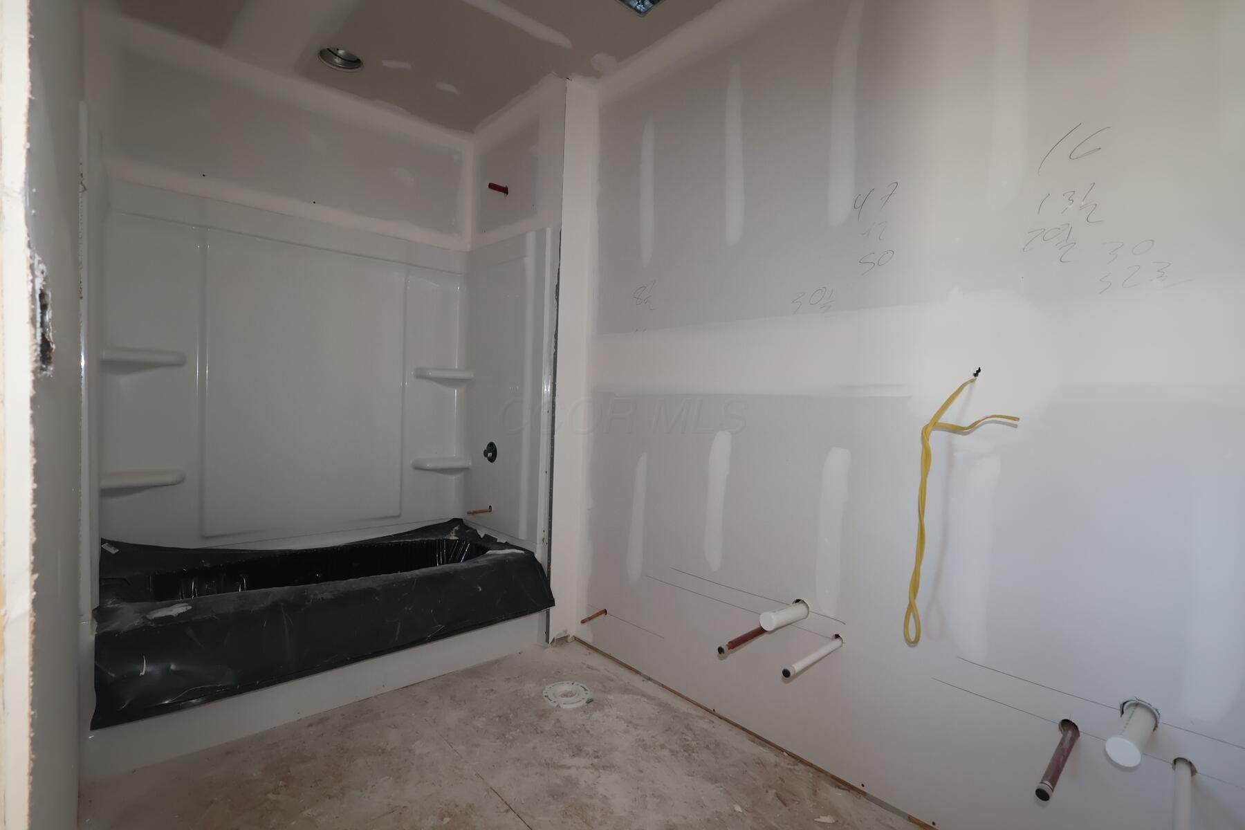 316 Reign Way Pataskala, OH 43062 - Photo 8 of 17