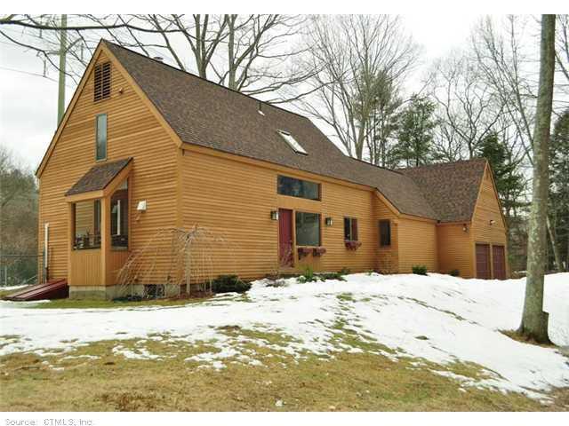 35 Hillyndale Road Mansfield, CT 06268 - Photo 1 of 1 Exterior Front.