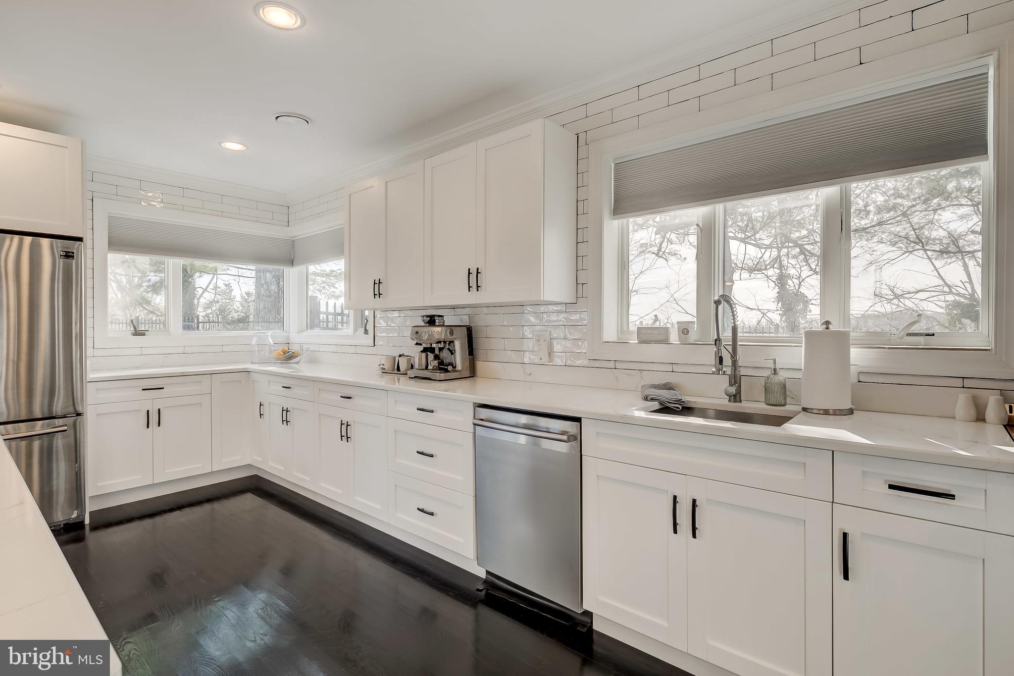 8040 Leishear Road Laurel, MD 20723 - Photo 19 of 66 Custom cabinetry, stainless appliances.