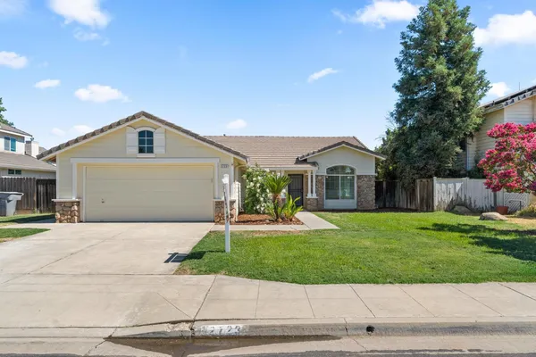 $475,000 | 2723 Mitchell Avenue, Clovis, CA 93611