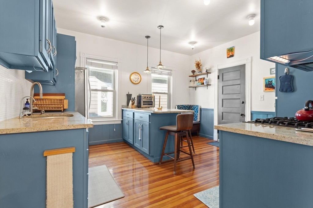 29 Windsor Road, Unit 29 Somerville, MA 02144 - Photo 5 of 23