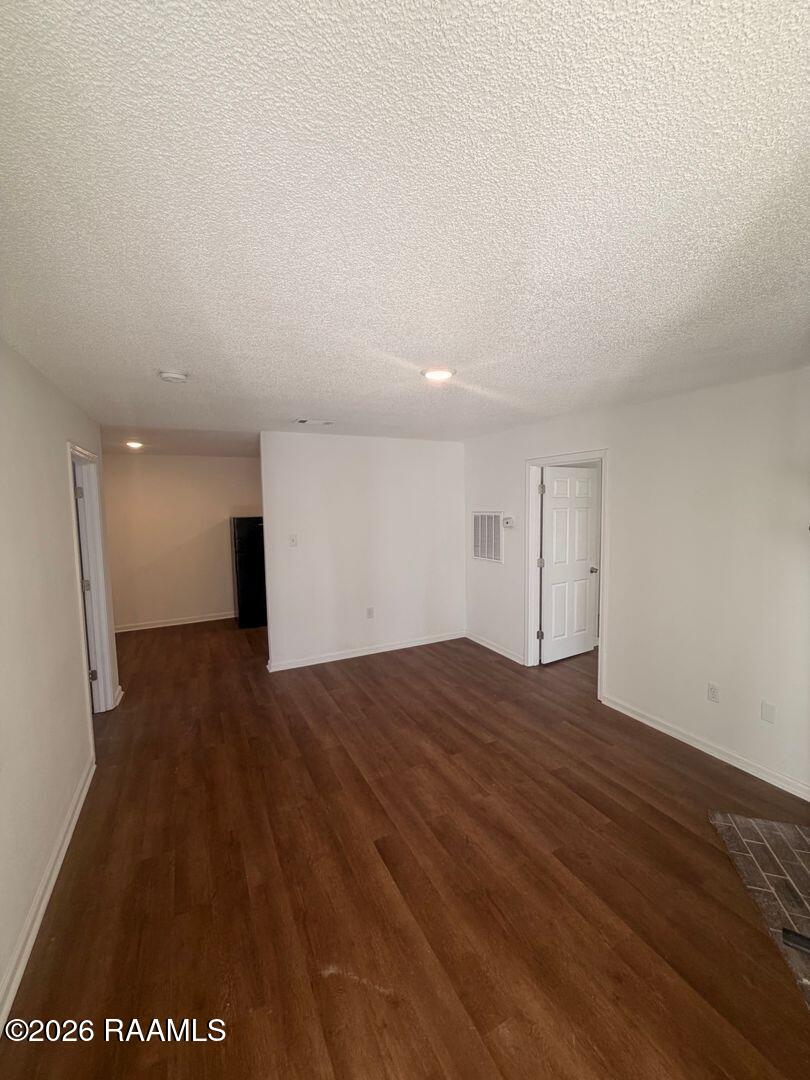 109 Limoges, Unit B Duson, LA 70529 - Photo 15 of 17 large (40)