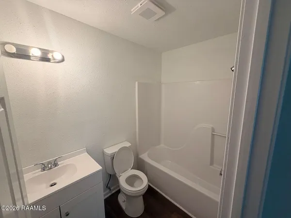 $850 | 109 Limoges, Unit B, Duson, LA 70529