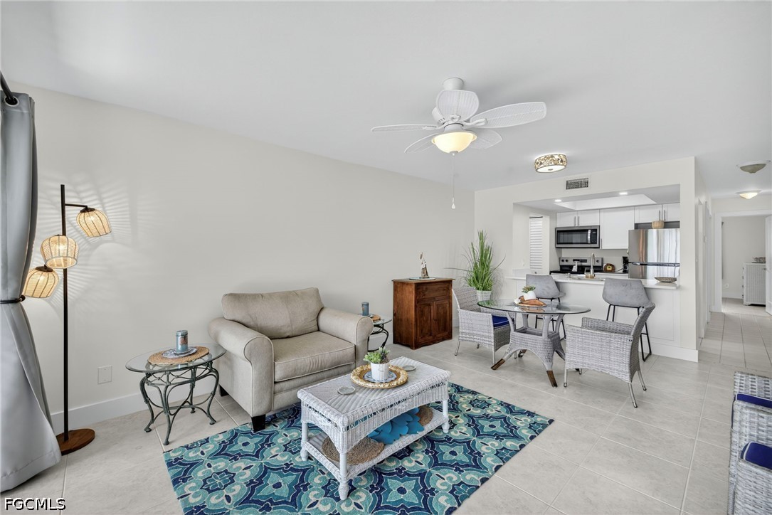 200 Lenell Road, Unit 214 Fort Myers Beach, FL 33931 - Photo 5 of 32