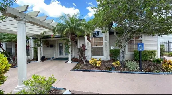 $1,250 | 1908 Lake Atriums Circle, Unit 4, Orlando, FL 32839