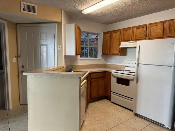 $1,250 | 1908 Lake Atriums Circle, Unit 4, Orlando, FL 32839