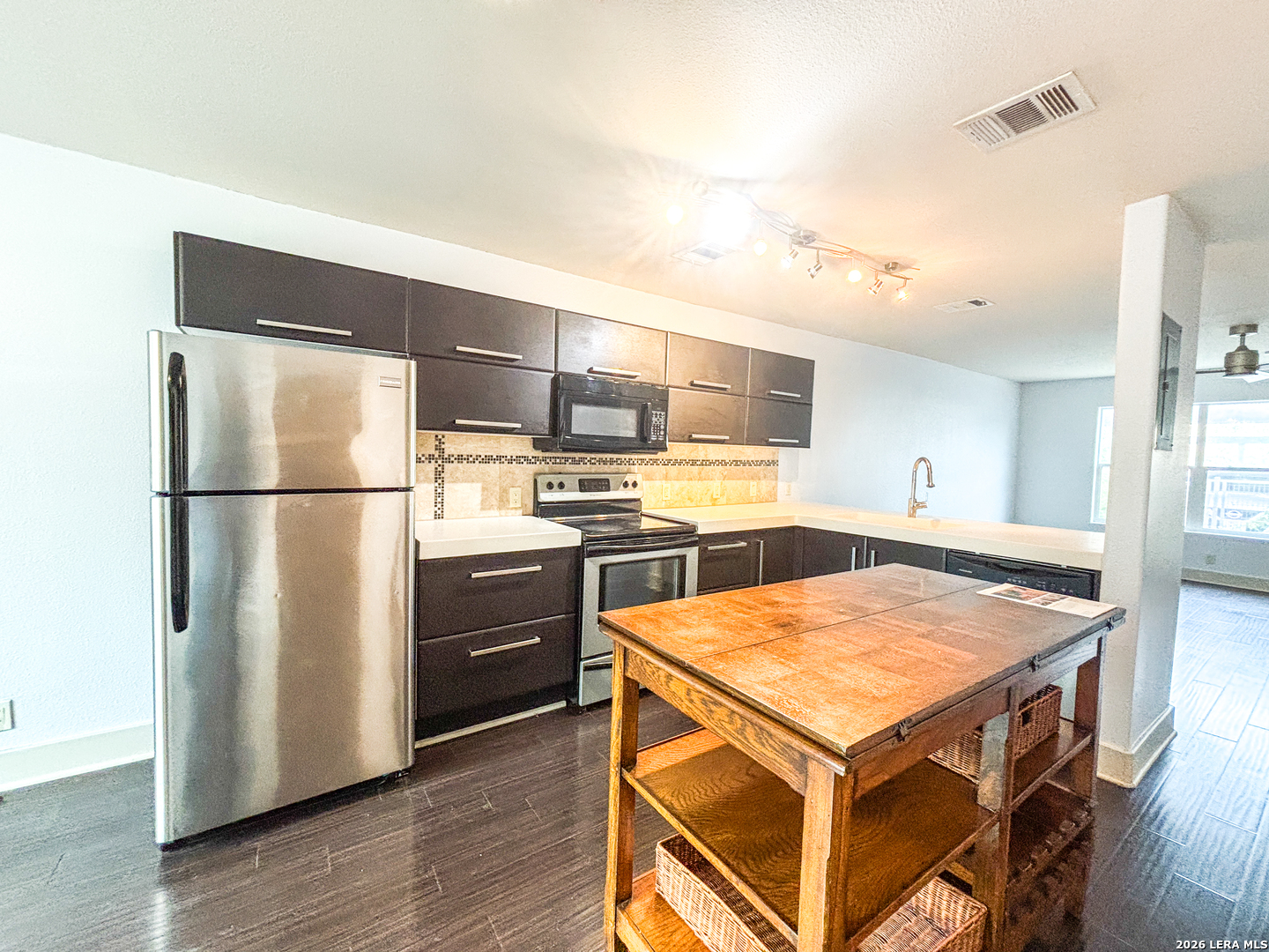 1101 Grove Boulevard, Unit 206 Austin, TX 78741 - Photo 16 of 35