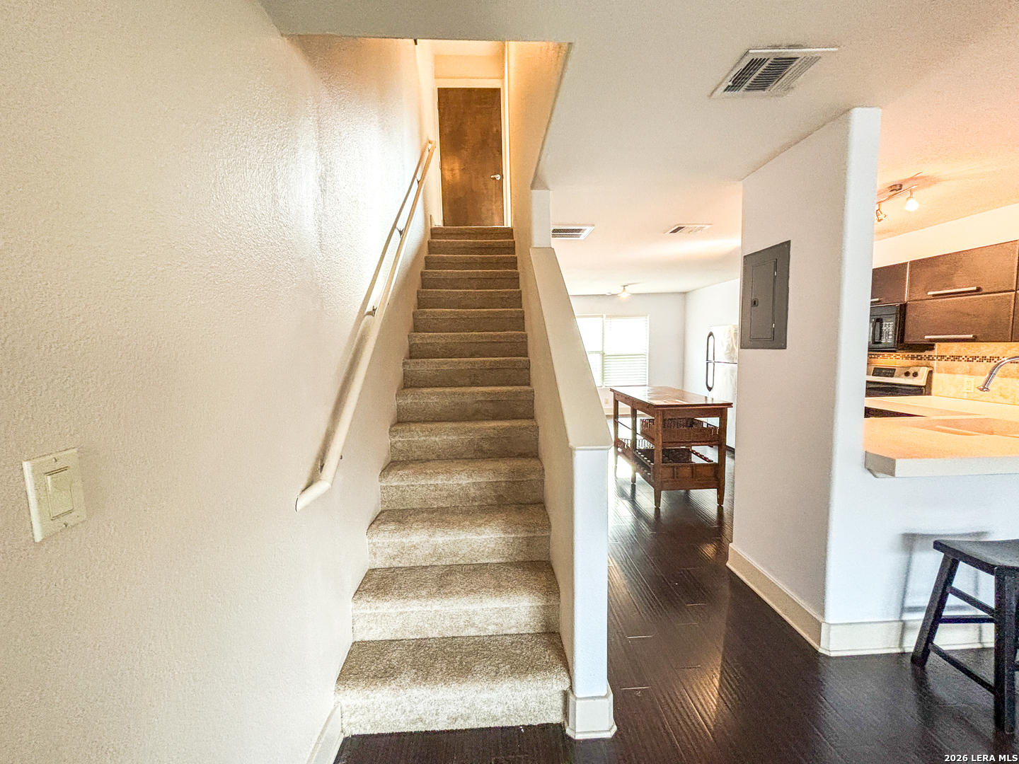 1101 Grove Boulevard, Unit 206 Austin, TX 78741 - Photo 20 of 35
