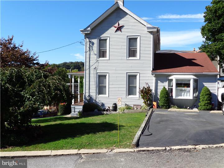 2 Convent Road Aston, PA 19014 - Photo 2 of 21