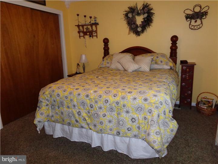 2 Convent Road Aston, PA 19014 - Photo 18 of 21