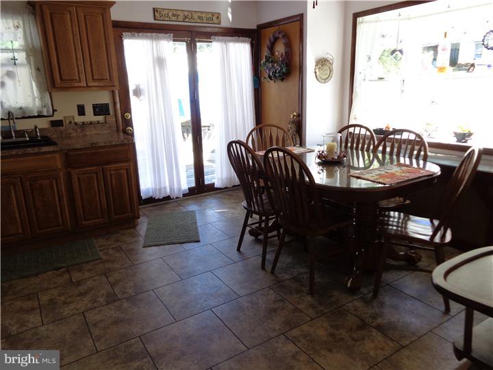2 Convent Road Aston, PA 19014 - Photo 5 of 21