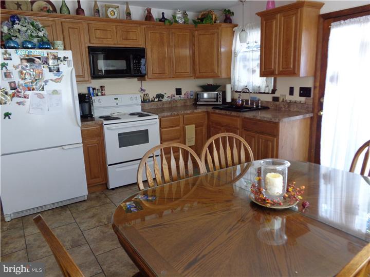 2 Convent Road Aston, PA 19014 - Photo 6 of 21