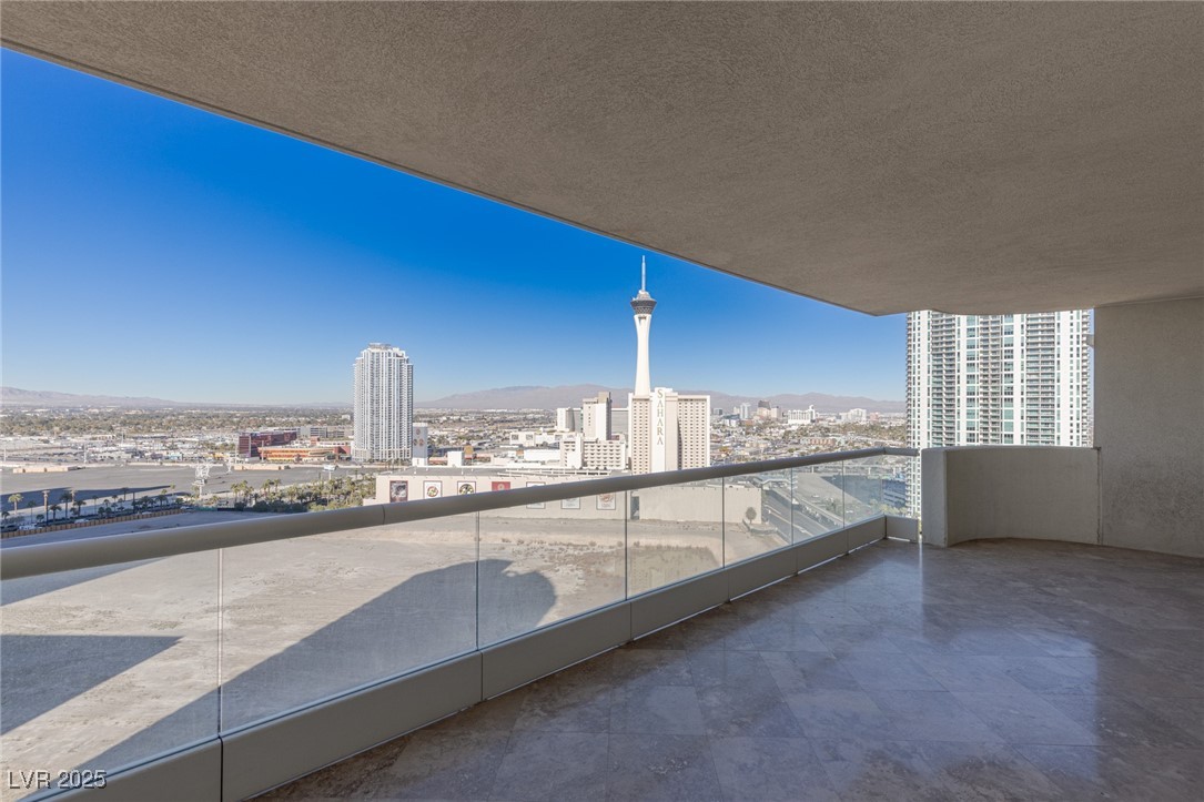 2777 Paradise Road, Unit 2103 Las Vegas, NV 89109 - Photo 15 of 65
