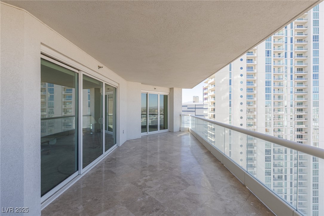 2777 Paradise Road, Unit 2103 Las Vegas, NV 89109 - Photo 18 of 65
