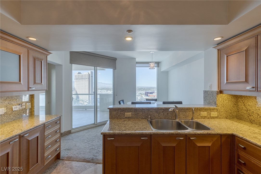 2777 Paradise Road, Unit 2103 Las Vegas, NV 89109 - Photo 33 of 65