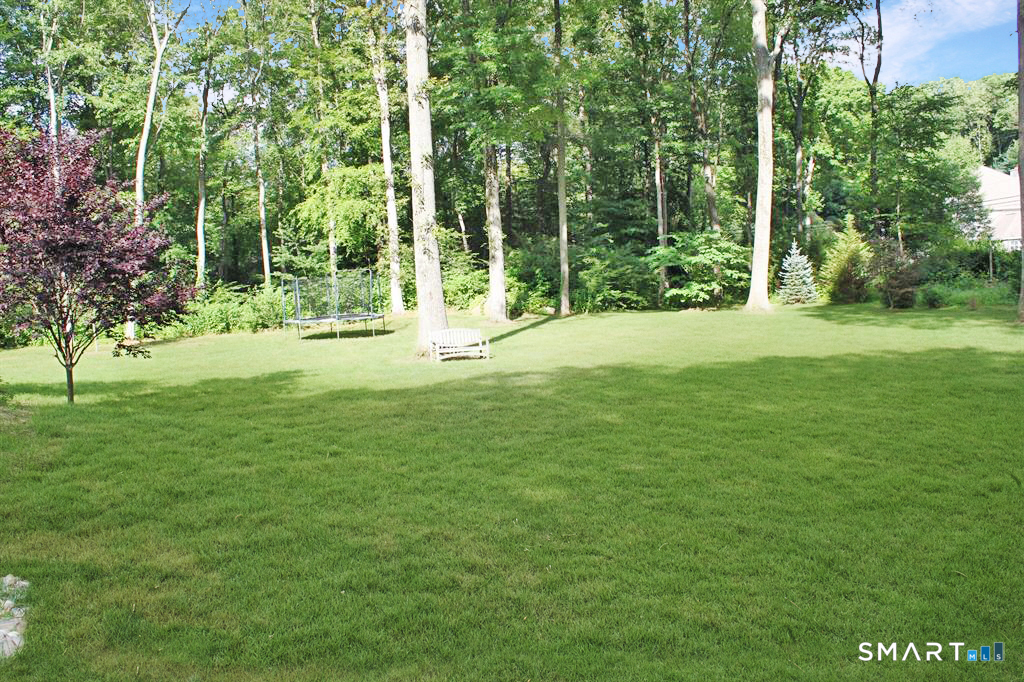 950 Rock Rimmon Road Stamford, CT 06903 - Photo 11 of 25