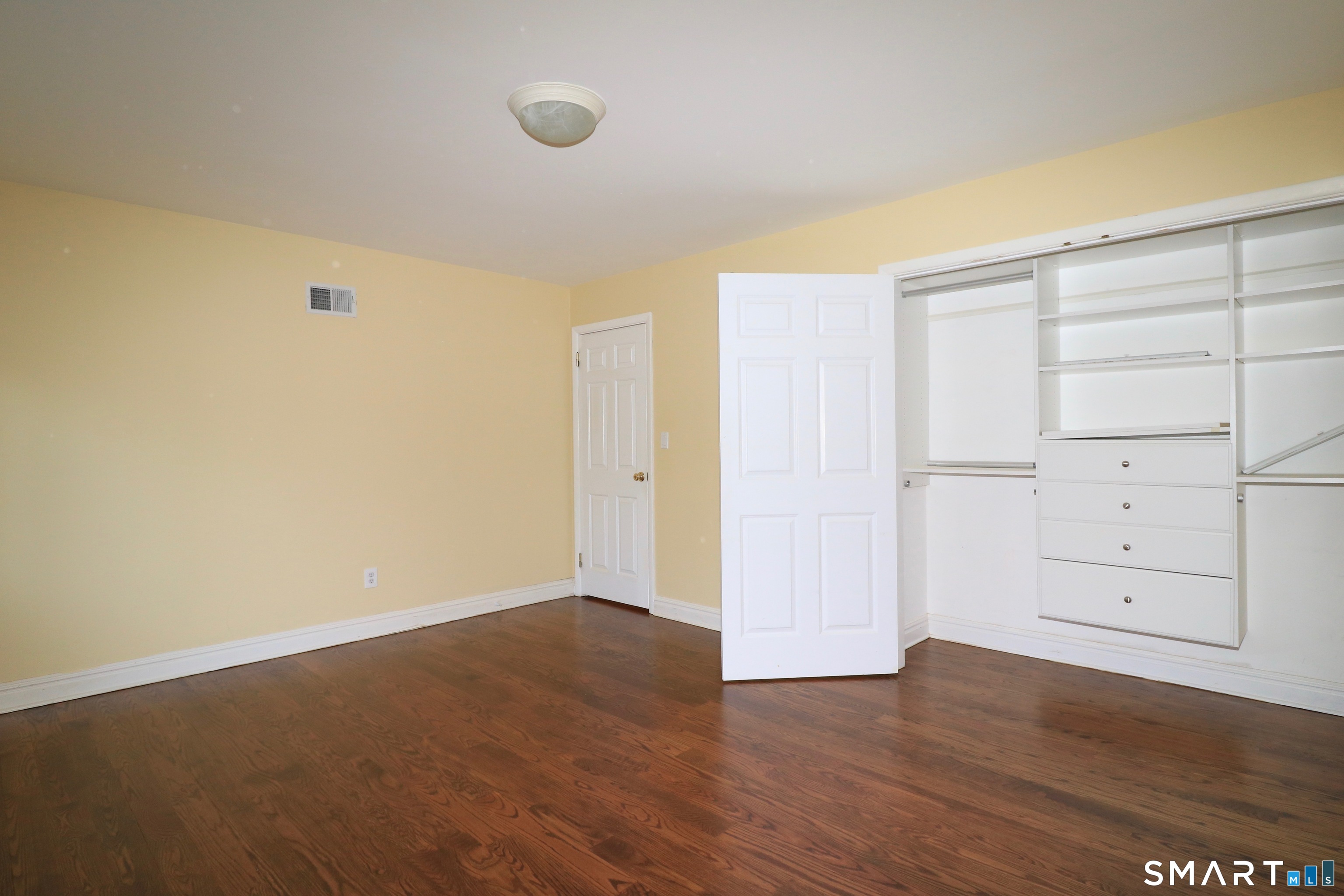950 Rock Rimmon Road Stamford, CT 06903 - Photo 19 of 25