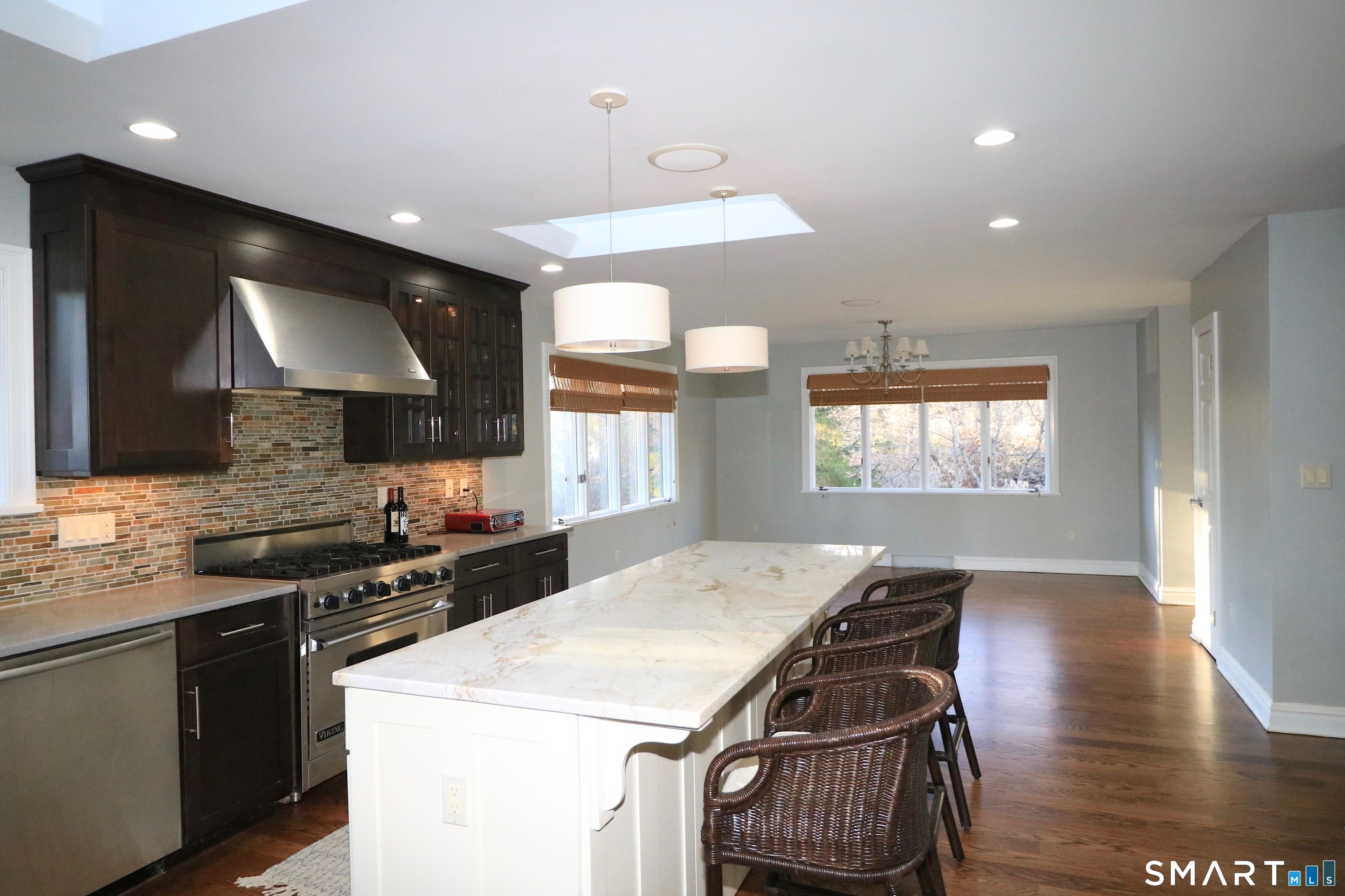 950 Rock Rimmon Road Stamford, CT 06903 - Photo 3 of 25