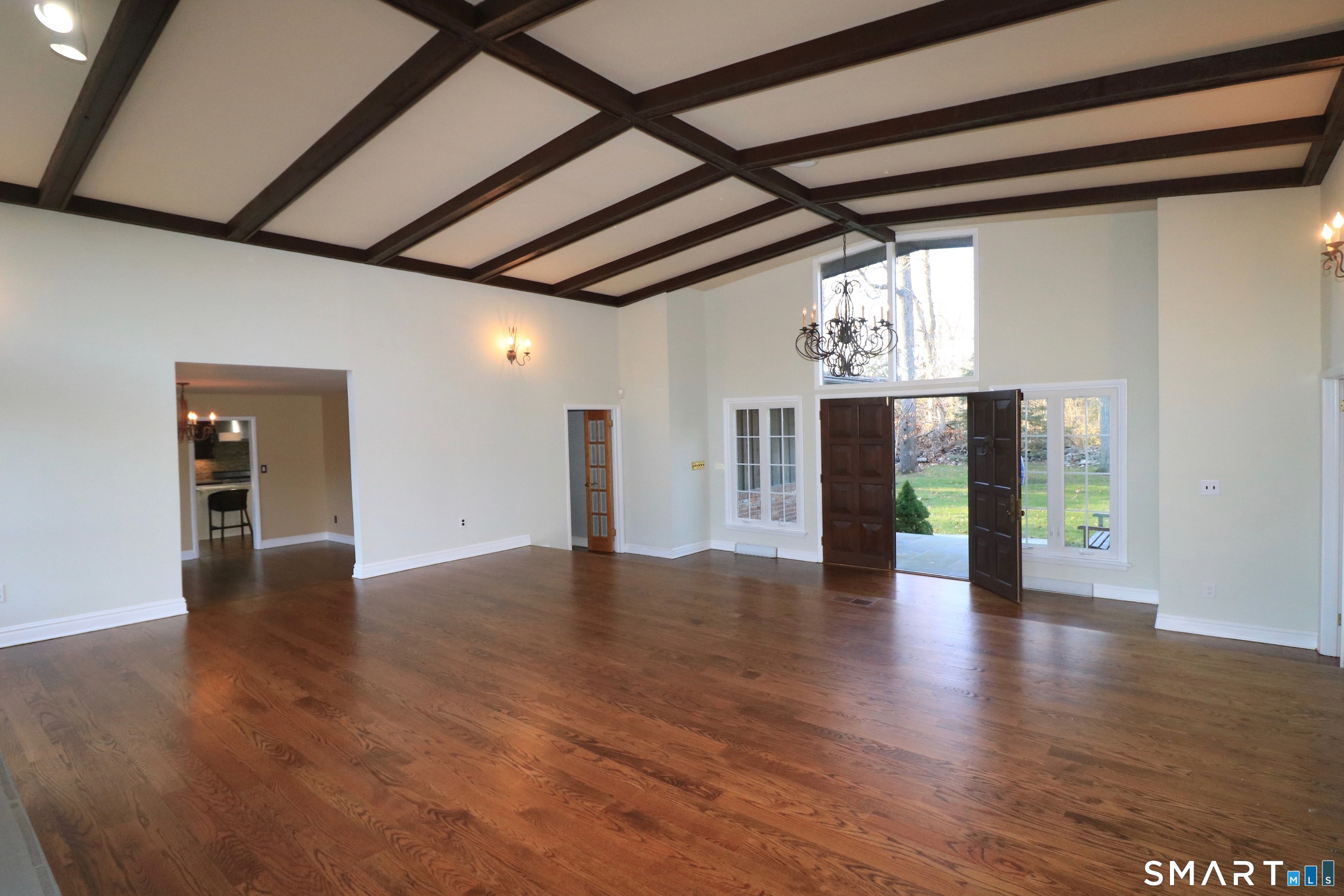950 Rock Rimmon Road Stamford, CT 06903 - Photo 7 of 25