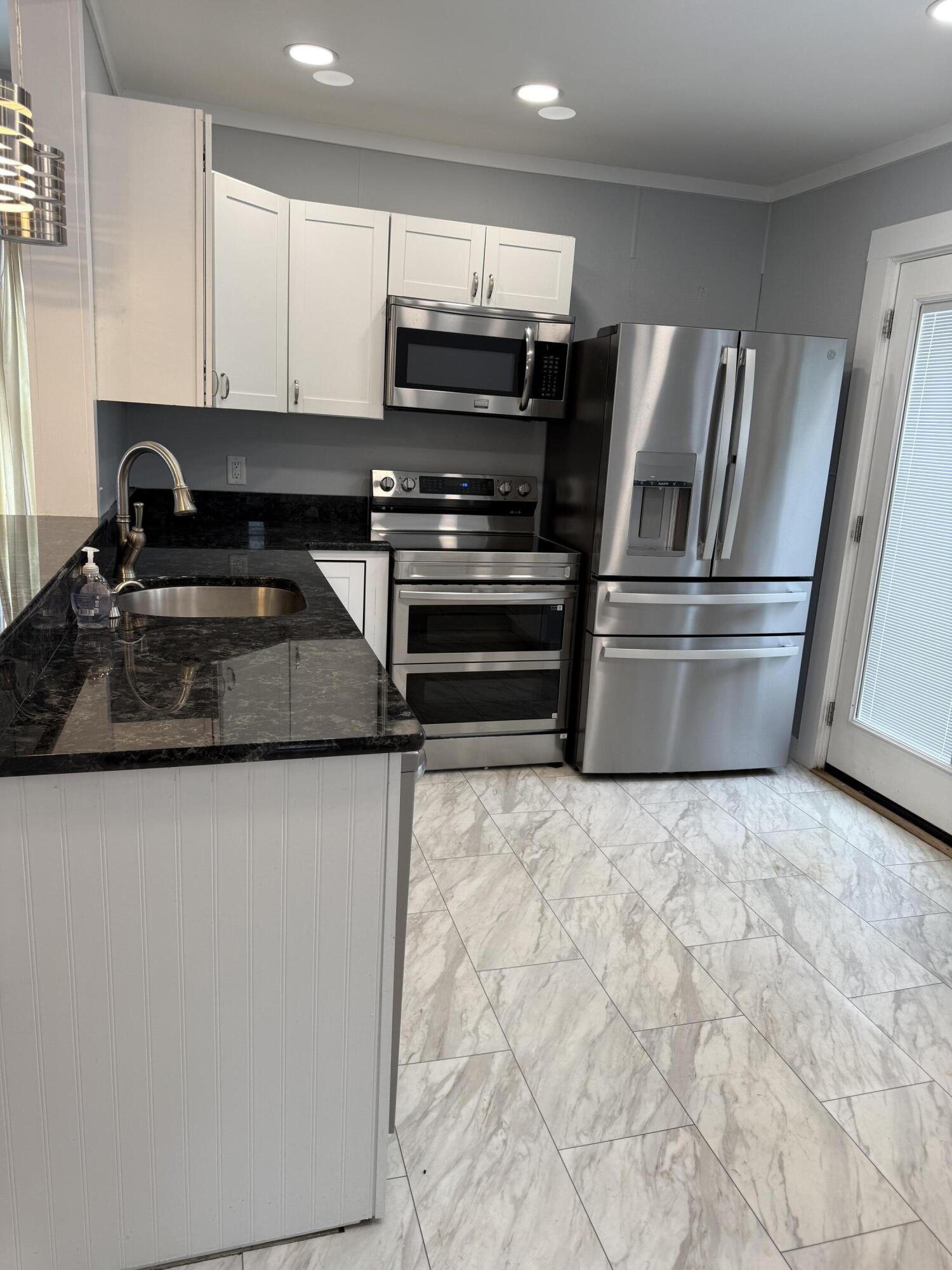 148 Washington Street Brewer, ME 04412 - Photo 6 of 22 IMG_7229