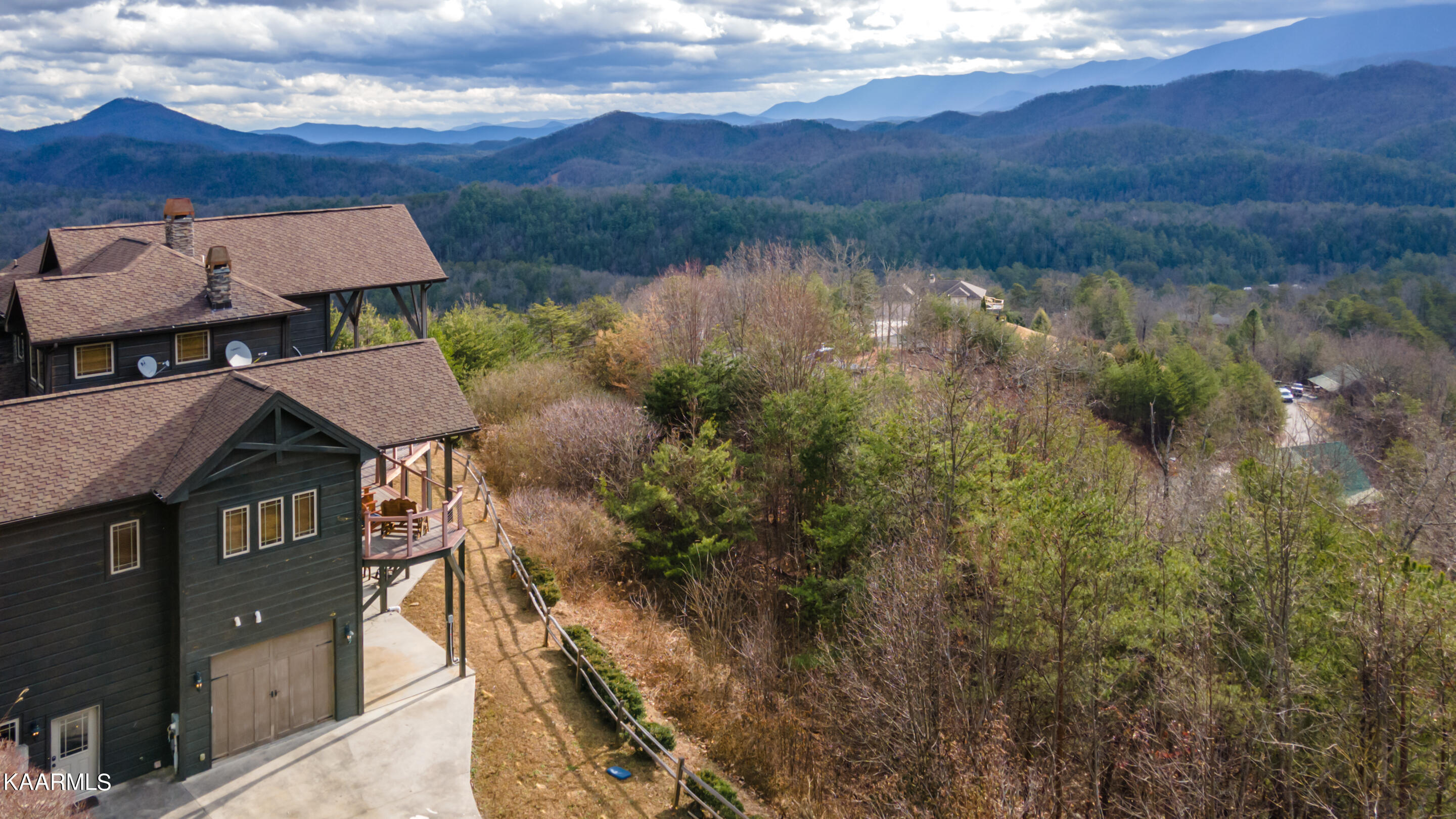 960 Autumn Ridge Way Sevierville, TN 37876 - Photo 4 of 56 DJI_0550 (3)