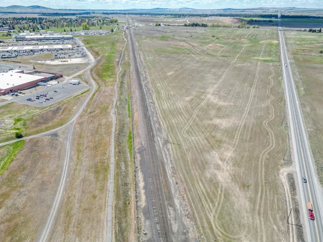 $200,000 | 2 West Hwy Medical Lake, Medical Lake, WA 99022