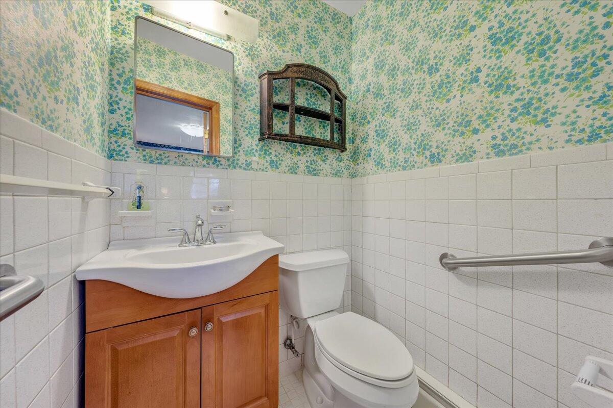3234 Bromley Road Roanoke, VA 24018 - Photo 13 of 38 13-MIB02854