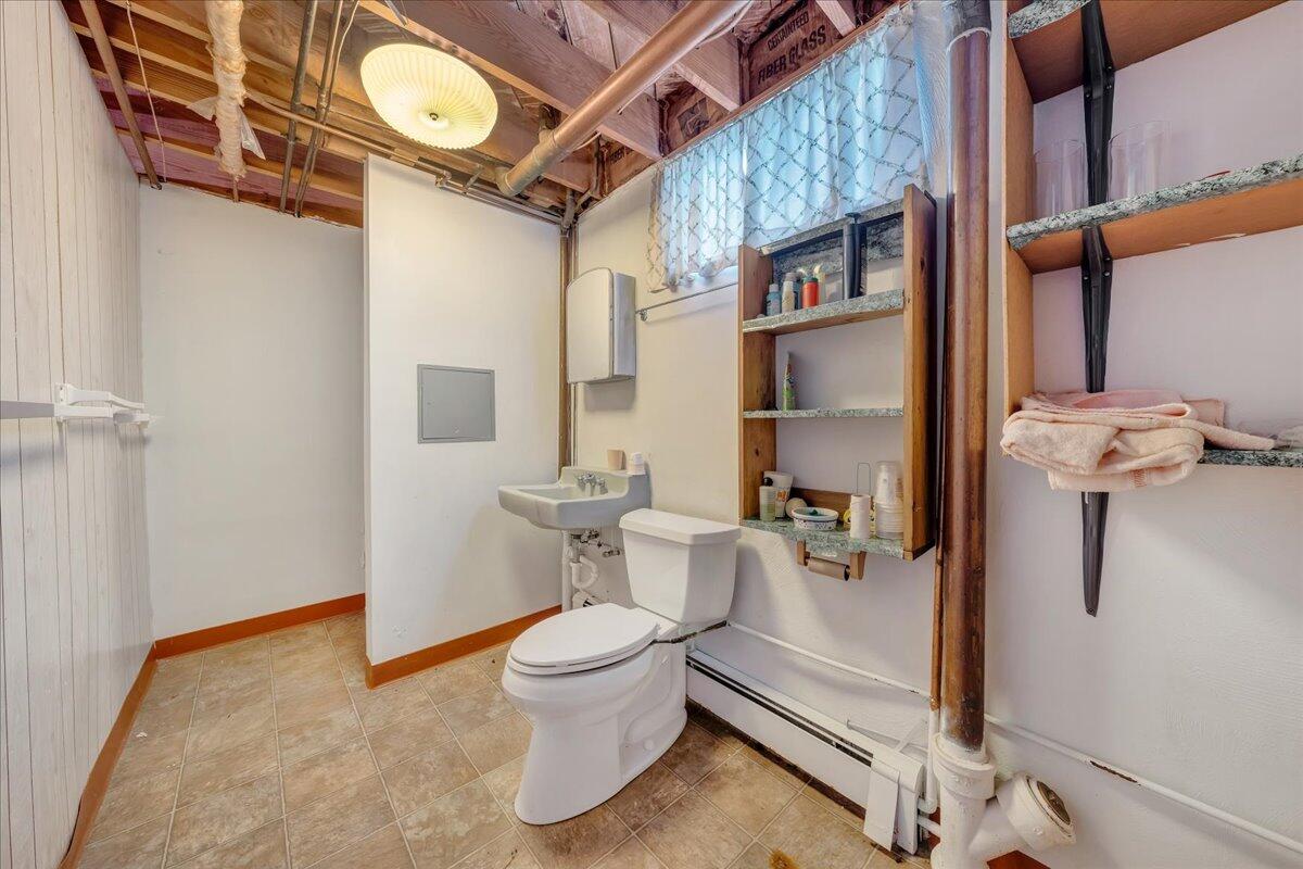 3234 Bromley Road Roanoke, VA 24018 - Photo 22 of 38 22-MIB02881