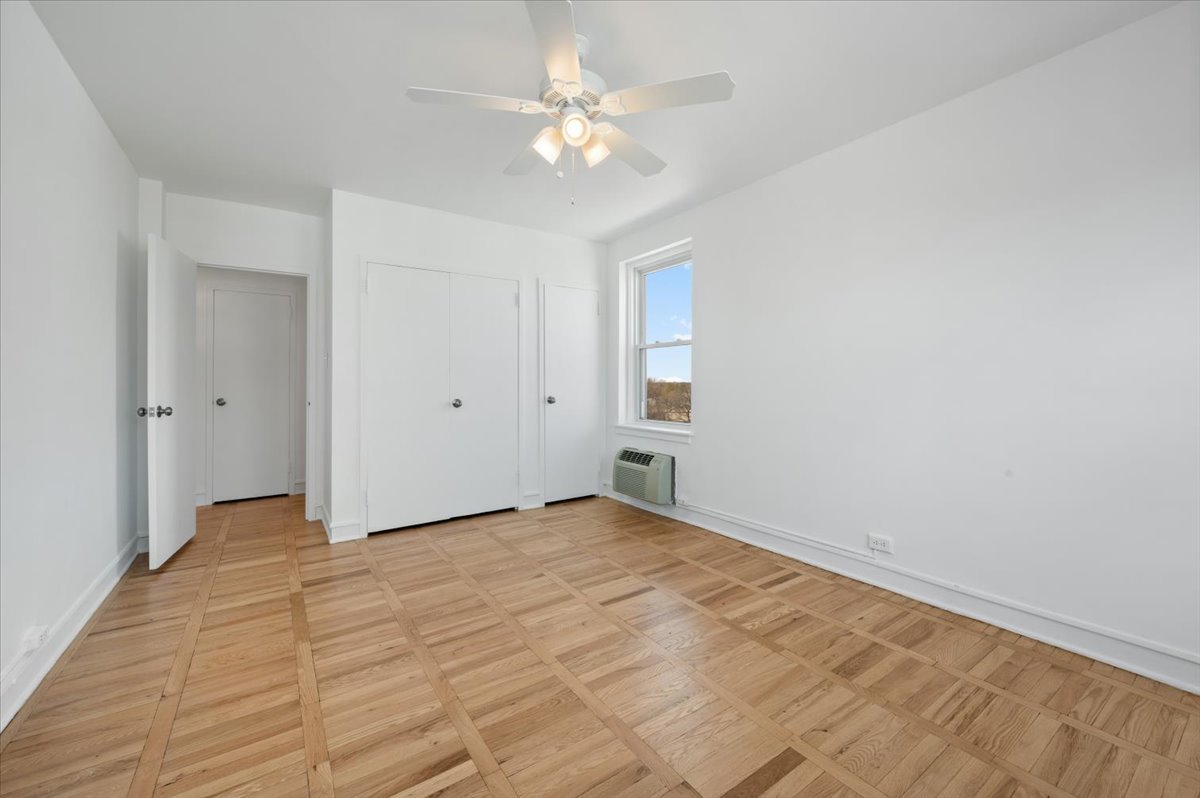 1585 Ridge Avenue, Unit 705 Evanston, IL 60201 - Photo 20 of 26